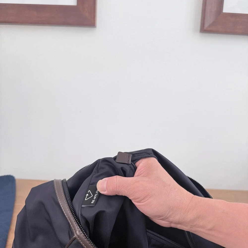 Prada Bandoliera Tessuto Camoscio Messenger Bag Navy Blue Brown 2VH180